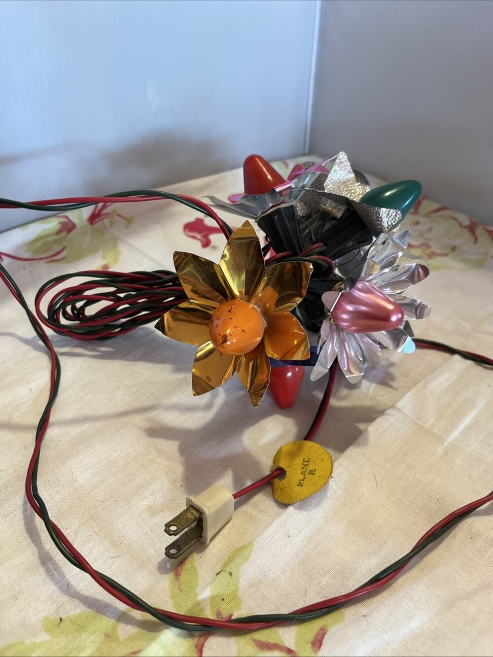 SET OF 7 CHRISTMAS TREE STRING LIGHTS FOIL FLOWER REFLECTORS TESTED
